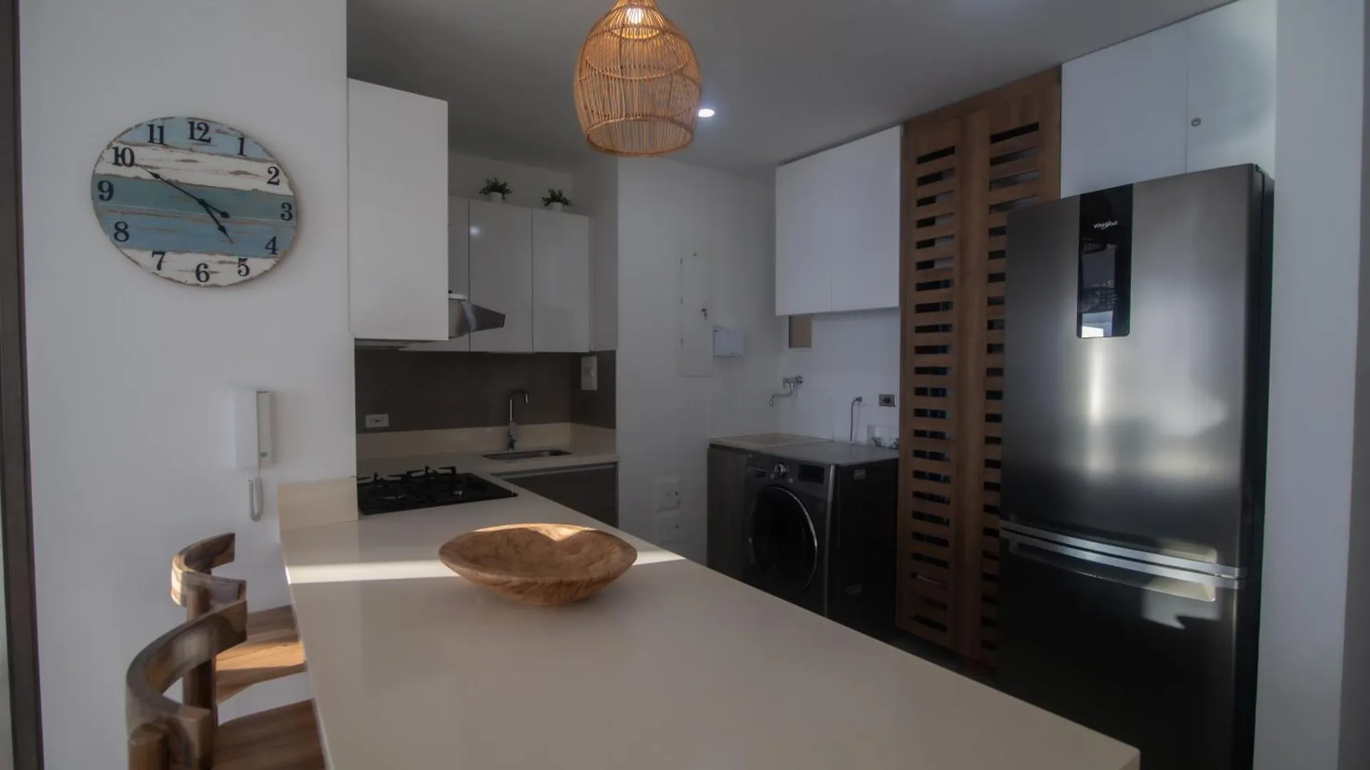 Beautiful, Remodeled Apartment In Spiaggia Building, Best Area Of Cartagena Colombia